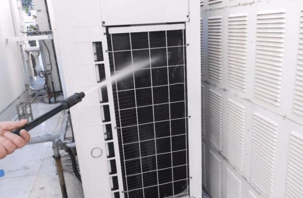 海淀区苏州街空调维修 空调加氟电话