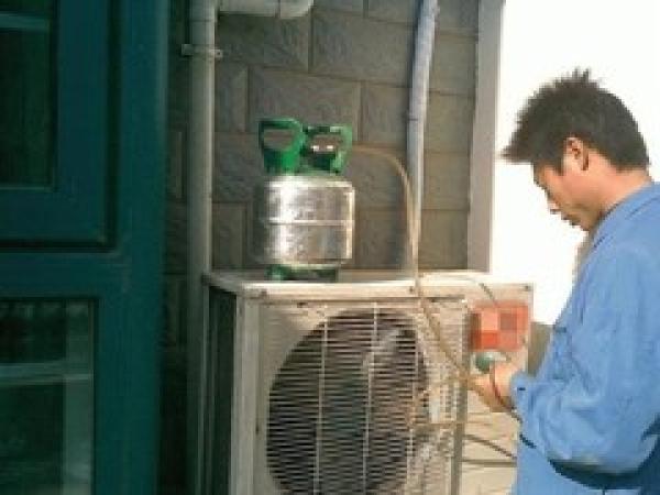 北京海淀区清河空调移机 空调安装